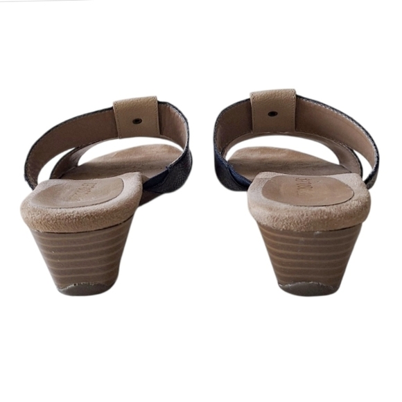 Aerosoles Yet It Be Black and Tan Wedge Sandals Coastal Preppy Summer 7.5 - Picture 5 of 7